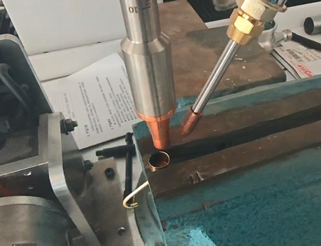 焊接按摩器滚轮支架